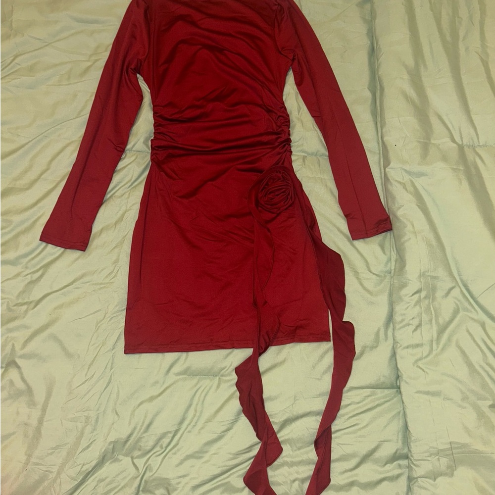 Elegant Red Long Sleeve Dress